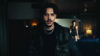 AVEC MOI jetzt Video ansehen AVEC MOI jetzt Video ansehen