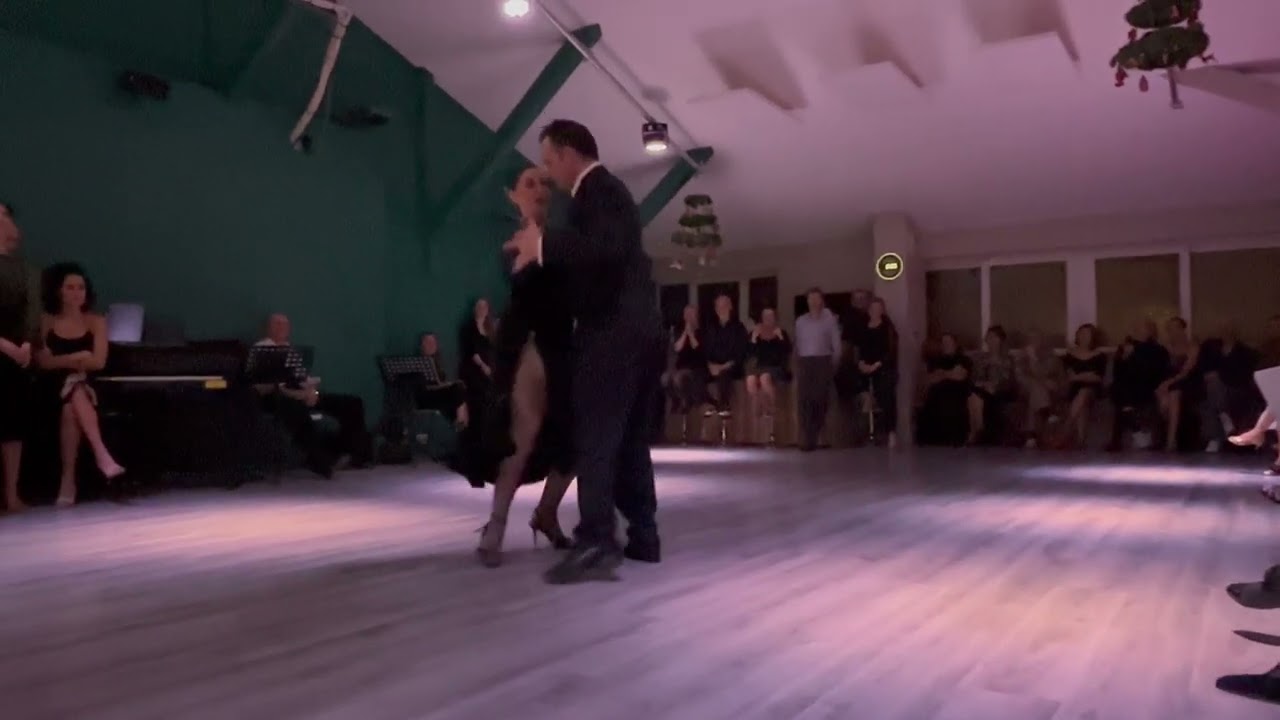 Barbara Ferreyra y Agustin Agnez-2/2-"Silence,On Danse"Tango Festival-Milonga del Recuerdo-Darienzo