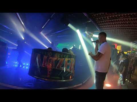 TERRY ATHA HELL BLAZER WALTZER (offride) at Hull Fair 2021