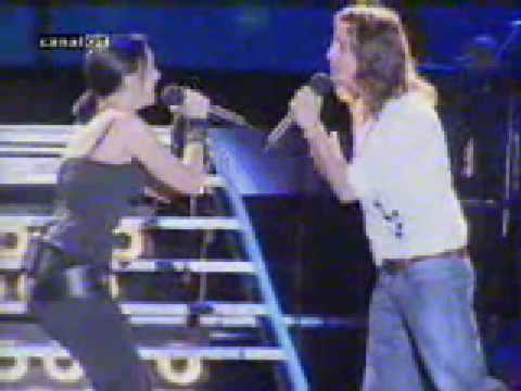 SI DE AMOR YA NO SE MUERE CONCIERTO