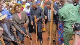 Download lagu VISIT USAMBARA:MKUU WA WILAYA LUSHOTO & MBUNGE WA JIMBO LA LUSHOTO,WAKICHEZA NGOMA (BAZA) mp3 Download lagu VISIT USAMBARA:MKUU WA WILAYA LUSHOTO & MBUNGE WA JIMBO LA LUSHOTO,WAKICHEZA NGOMA (BAZA) mp3