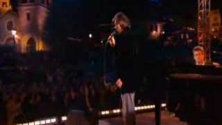 AMA, CREDI E VAI (Because we believe)-Andrea Bocelli live