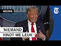 Trump loopt weg tijdens persconferentie