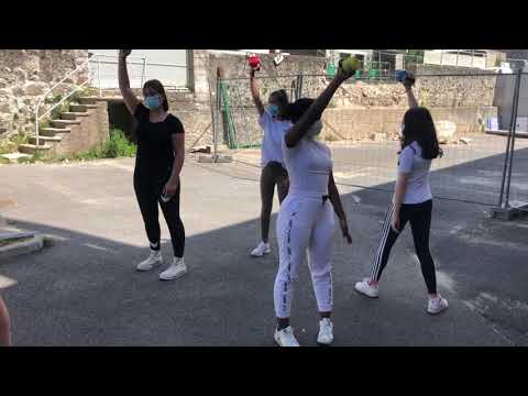 Un gramophone au collège de Dunières