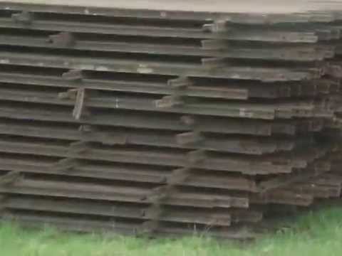 PASANDO EN TREN POR ESTACION TRES ARBOLES.