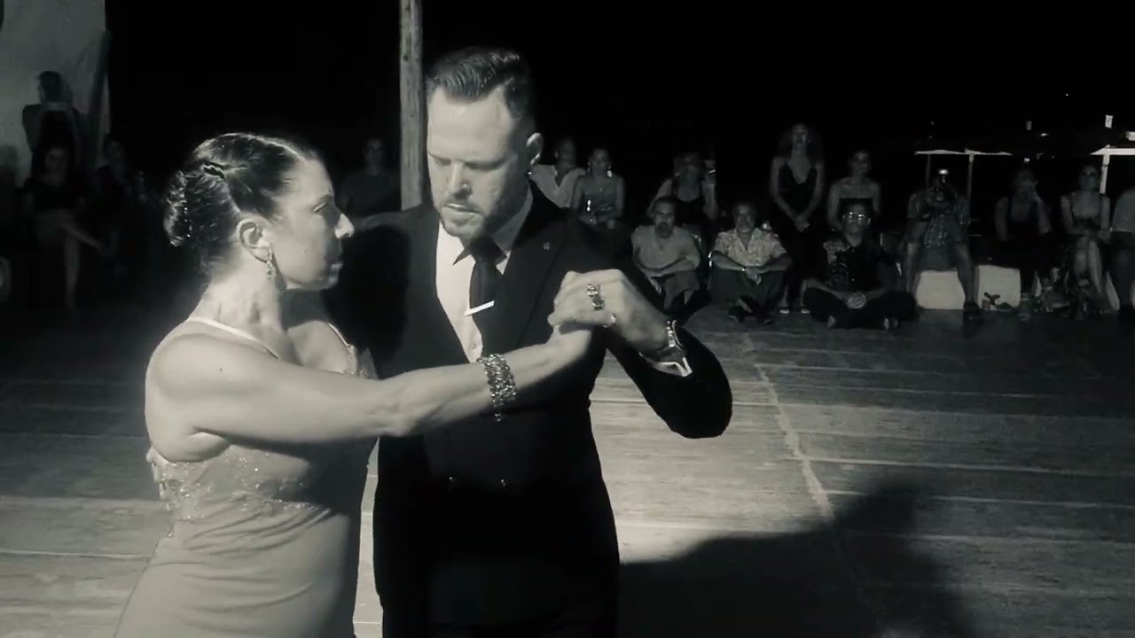 Dennys Fernandez y Matilde Beccaria  -" El Violin De Becho"-  Silencio Tango Orchestra