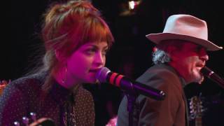 Howe Gelb - Texting Feist