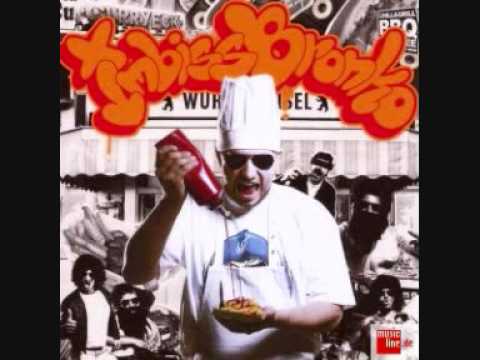 Imbiss Bronko - Currywurst mit Darm Intro