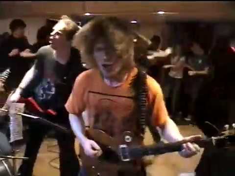 Kungfu Rick live in Todd's basement [March 9, 2003]