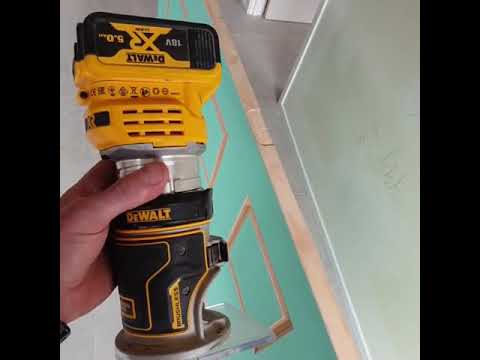 DCW600N-XJ - DeWALT 18V Brushless Router Laminate Trimmer Skin