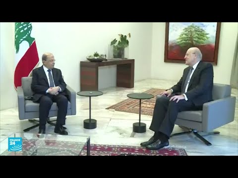 الرئيس اللبناني يجري مشاورات نيابية لتسمية رئيس وزراء جديد ونجيب ميقاتي الأوفر حظا