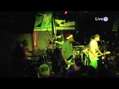 Ogi 23 - The Bad Touch (Live @ Mixtape 5 17/12/2011)