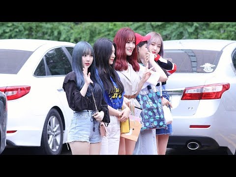 180629 여자친구(GFRIEND) 뮤직뱅크 출근길 [뮤뱅 상반기 결산] 4K 직캠 by 비몽