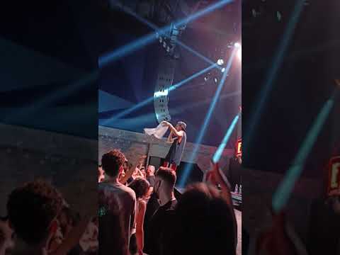 Contra - Islak Kum, IF Performance konser, sahne kapanış