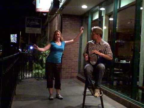 Impromptu drum solo belly dance in Sacramento improv #2