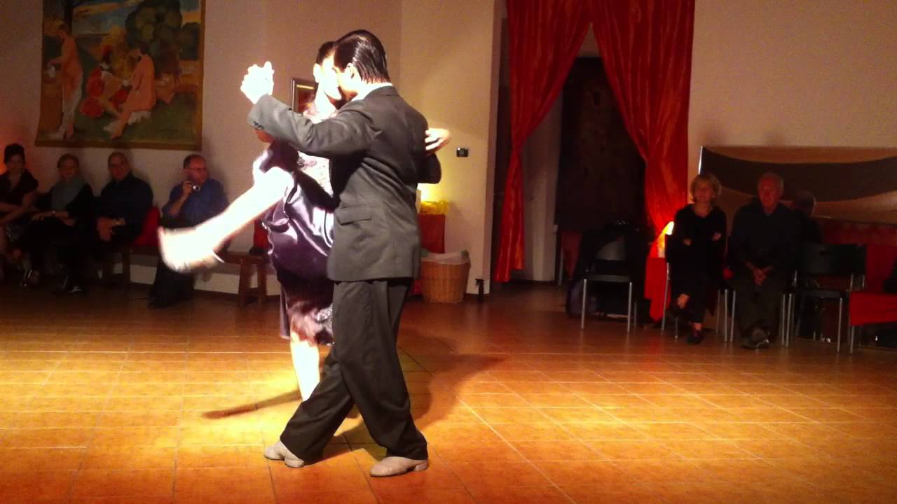 Malvina Gili y Sebastián Zánchez - Tango- in Tangueria 2011 (1)