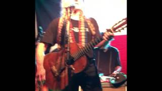 It's All Going To Pot - Willie Nelson - FRONT ROW - Baton Rouge, Louisiana