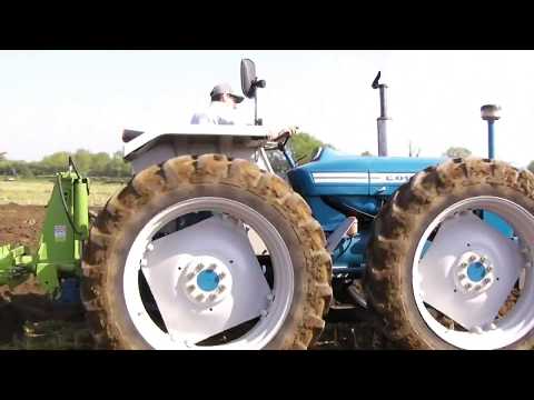 Ford County 754 4.2 Litre 4-Cyl Diesel Tractor (75 HP) With Dowdeswell Plough