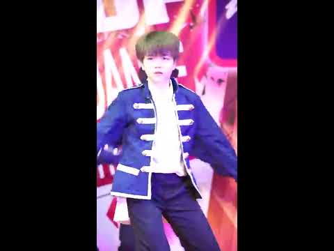 180114 1Track cover K-Pop (Khim) - Shape of you & Say my name & Fantasy @ The HUB