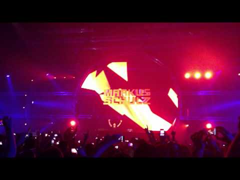 ASOT 550 Den Bosch: Markus Schulz's Intro live