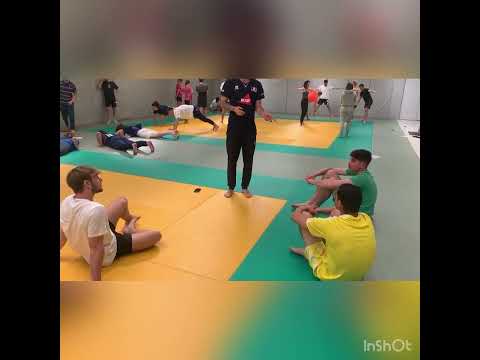 Séance yoga Tom et titouan