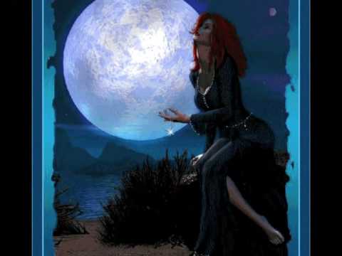 Woman Harmony With The Moon - Sacred Moon Native American Music