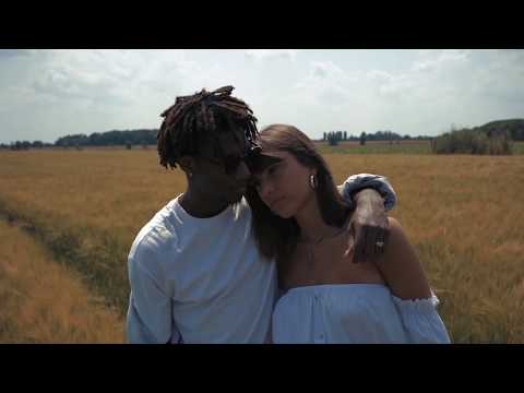 Video thumbnail for La Belle & La Bête
