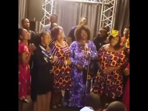 Bado tuna ujasiri Mioyoni mwetu 🙏