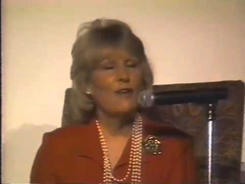 MOMMIE DEAREST CHRISTMAS w/ CHRISTINA CRAWFORD/ JOAN CRAWFORD- "No More WIRE HANGERS, Ever!"