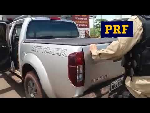 PRF apreende maconha em veículo roubado no Estado de Minas Gerais