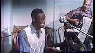 Nat &quot;King&quot; Cole - Straighten Up and Fly Right (1955)