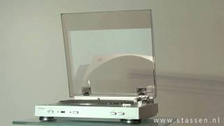 Video thumbnail for Denon DP-200USB - www.stassen.nl by Stassenhifi