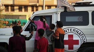 Hamás devuelve a Israel los restos mortales de otras tres personas, según la Cruz Roja