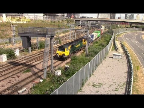 Passenger & Freight Trains in Stratford 27/7/16