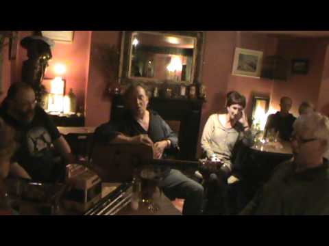 A capella english folk singing:Trefellers in the Culm Valley Inn