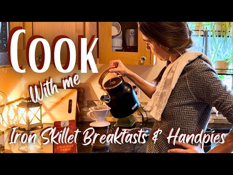 Cast Iron Cooking Breakfast & Hand Pies for my 5 Kids
