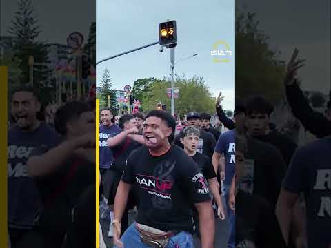 Maori perform traditional haka to protest LGBTQ+ | Islam Channel