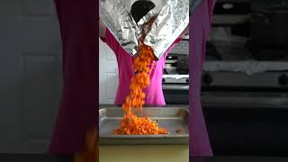 Download lagu Chicago's Most Iconic Popcorn AT HOME! (Garrett's Cheese & Caramel Popcorn Recipe) mp3 Download lagu Chicago's Most Iconic Popcorn AT HOME! (Garrett's Cheese & Caramel Popcorn Recipe) mp3