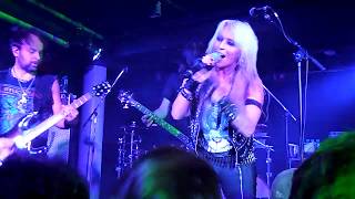 Doro - Out of Control