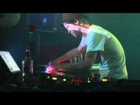 BlackBox # 4 :: Frivolous :: Claire :: Zeina :: Montreal :: at Le Belmont