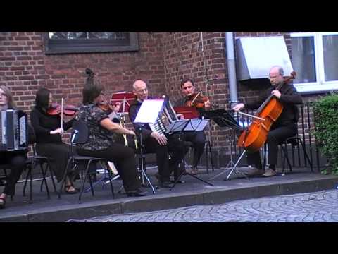 Astor Piazzolla - Asleep (1. aus: "Five Tango Sensations")