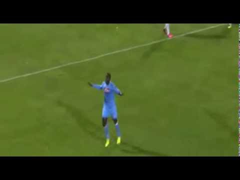 Gol de Duvan Zapata en la Champions League