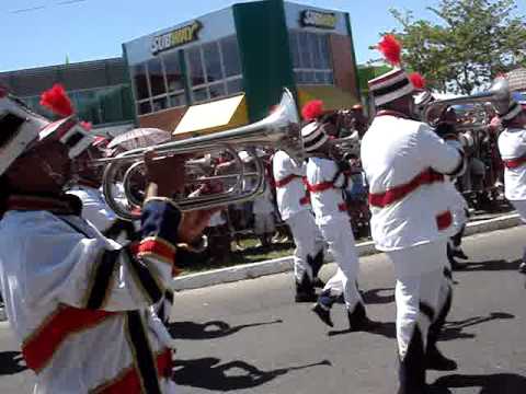 Fanjuce - Fanfarra do Colegio Estadual de Ilheus - Desfile 07 de Setembro de 2011