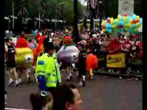 Ben & Steph - London Marathon, 22/04/2007