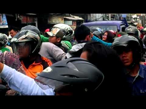 Huseeeeiiinnnn....!!