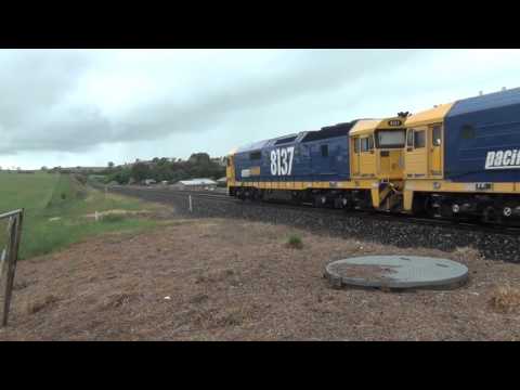 SSR's 1845 crosses 8138 PNs manildra Train