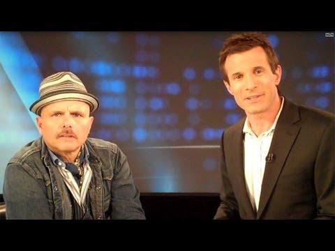 Showbiz on Facebook - Joey Pantoliano