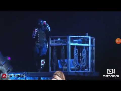 Sid Wilson dancing to killpop