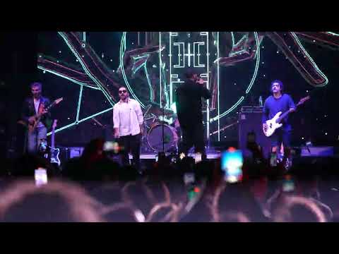 AVARA ft STEPHANE - AZZE AR VAR (LIVE in Monohall)