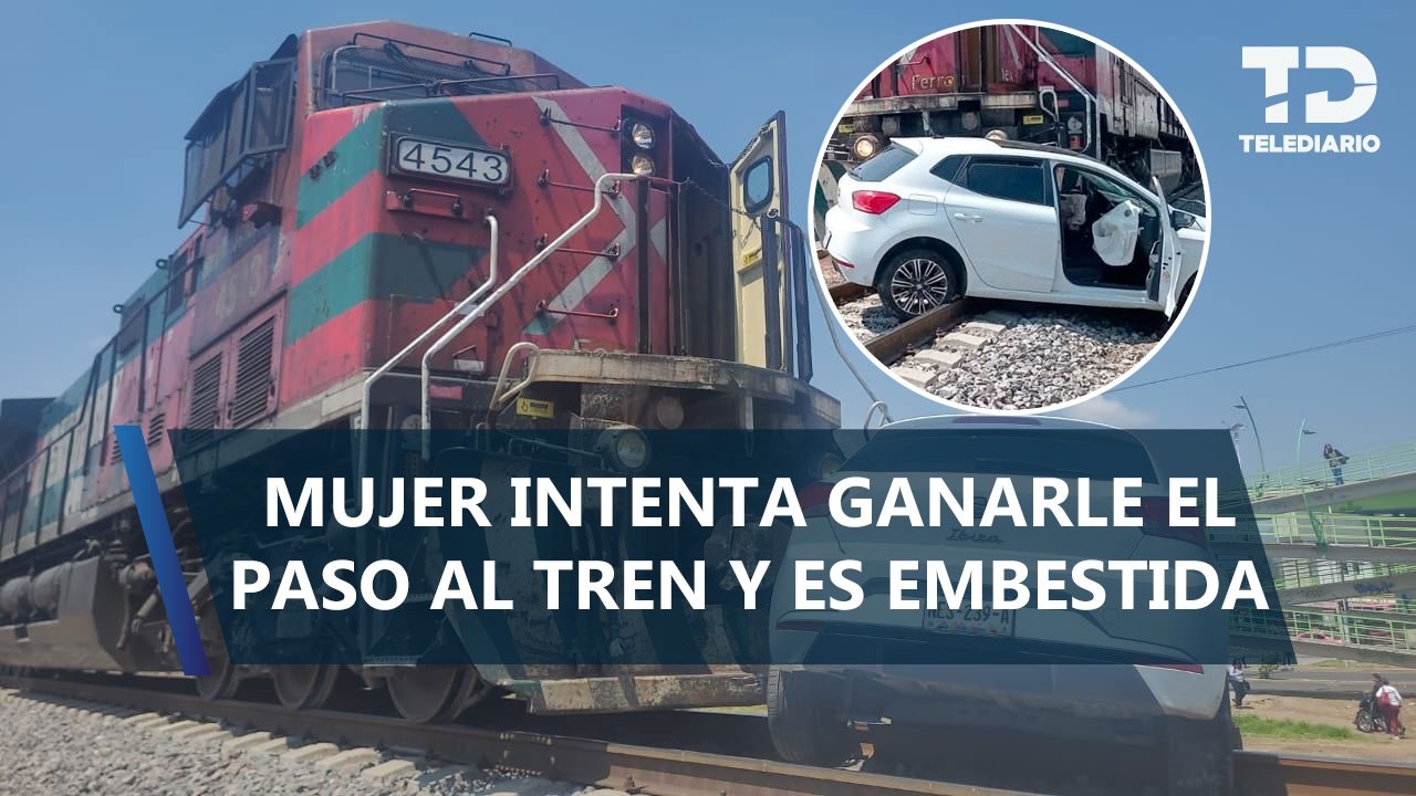 Tren embiste a auto tras intentar ganarle el paso en Ecatepec; no hay lesionados